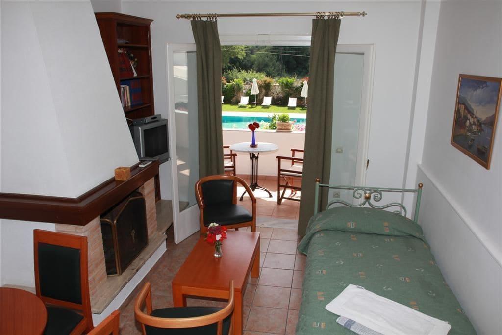 Paradise Inn Liapades Corfu Bagian luar foto
